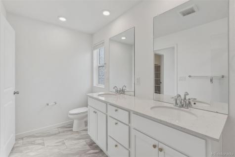 922 W Beverly Street Elizabeth CO 80107