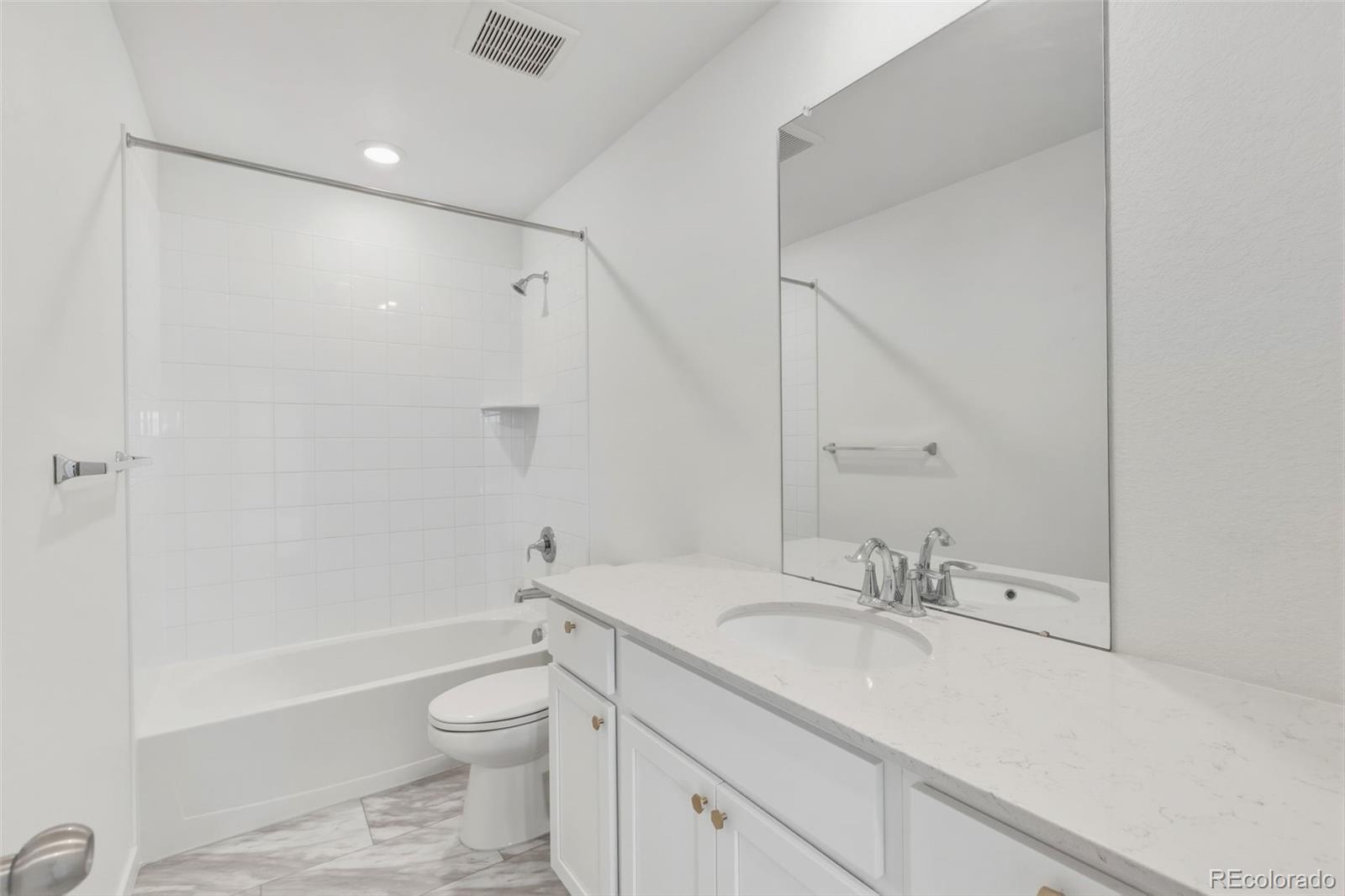 922 W Beverly Street Elizabeth CO 80107