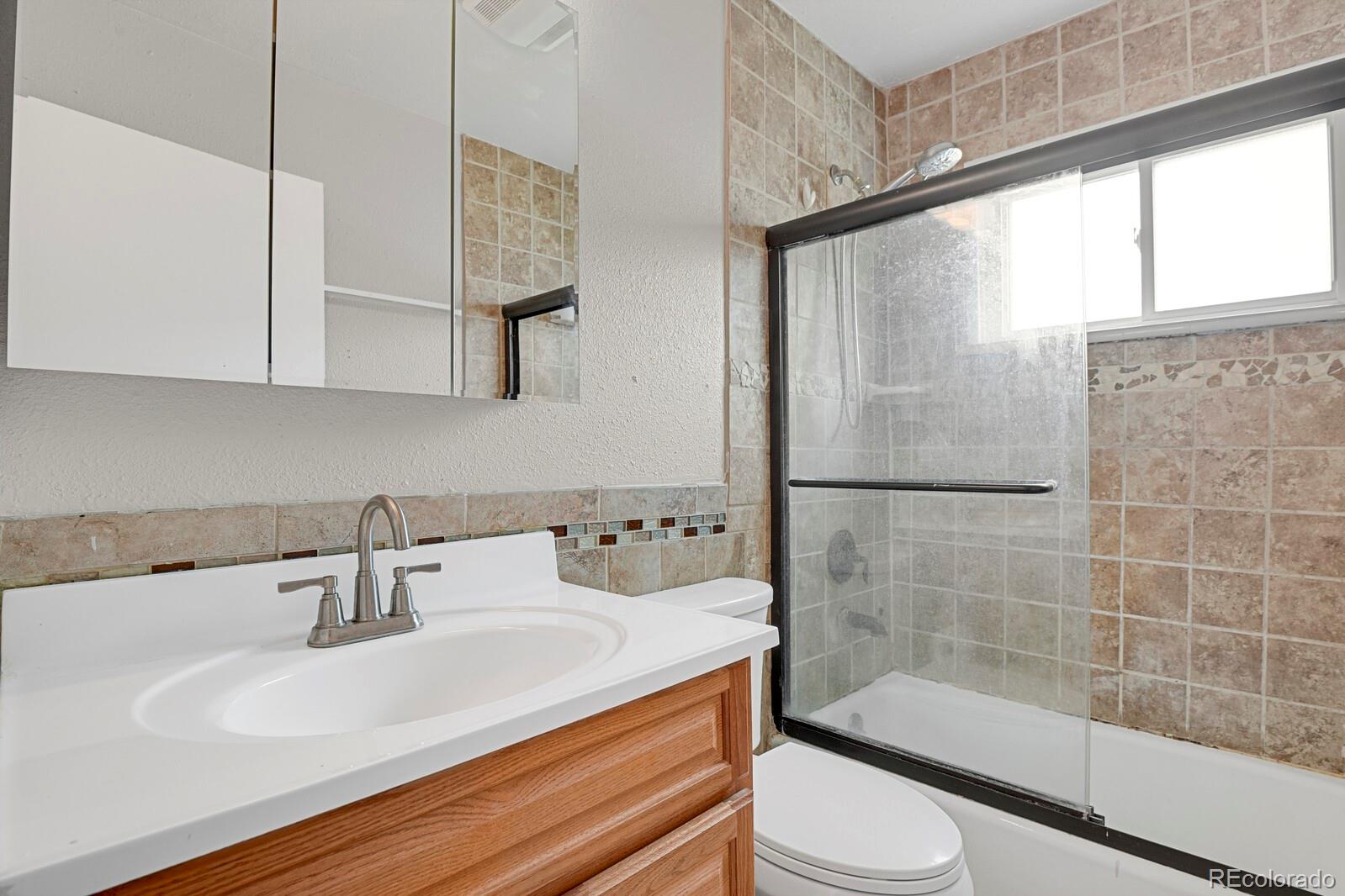 1881 E 95th Avenue Thornton CO 80229