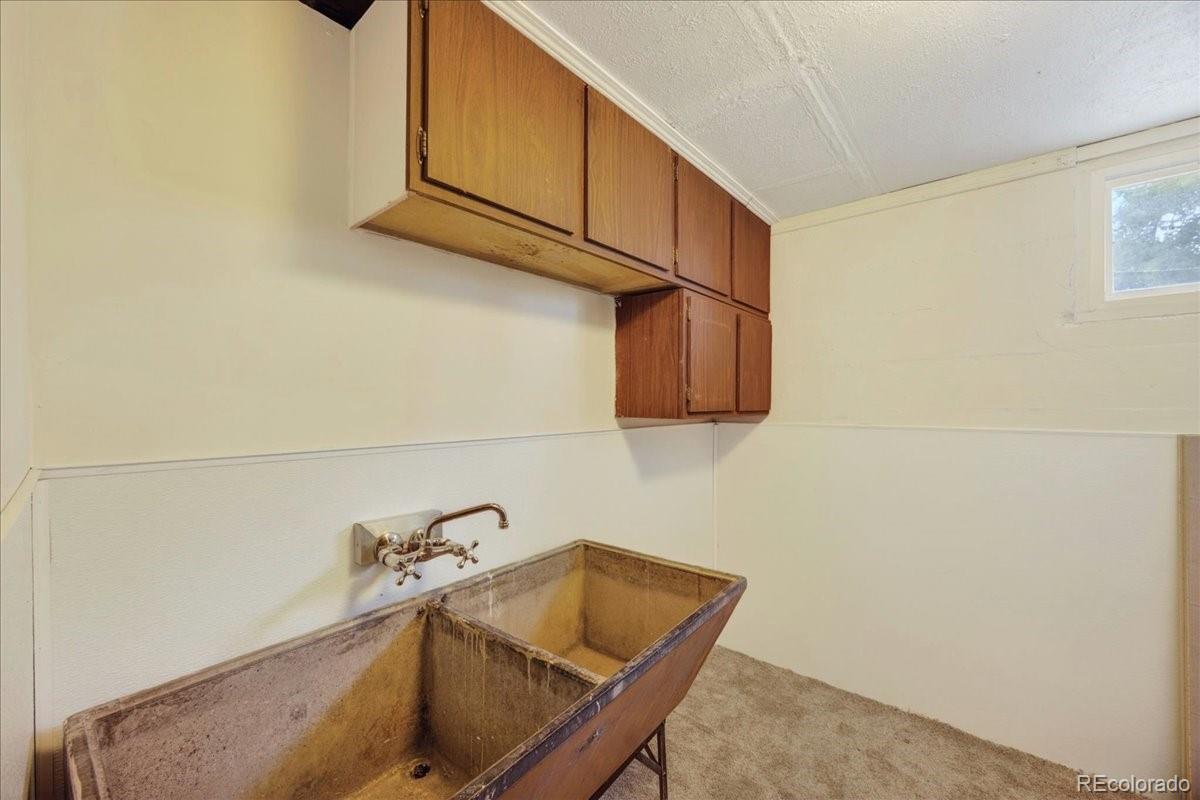 961 Kendall Street Lakewood CO 80214