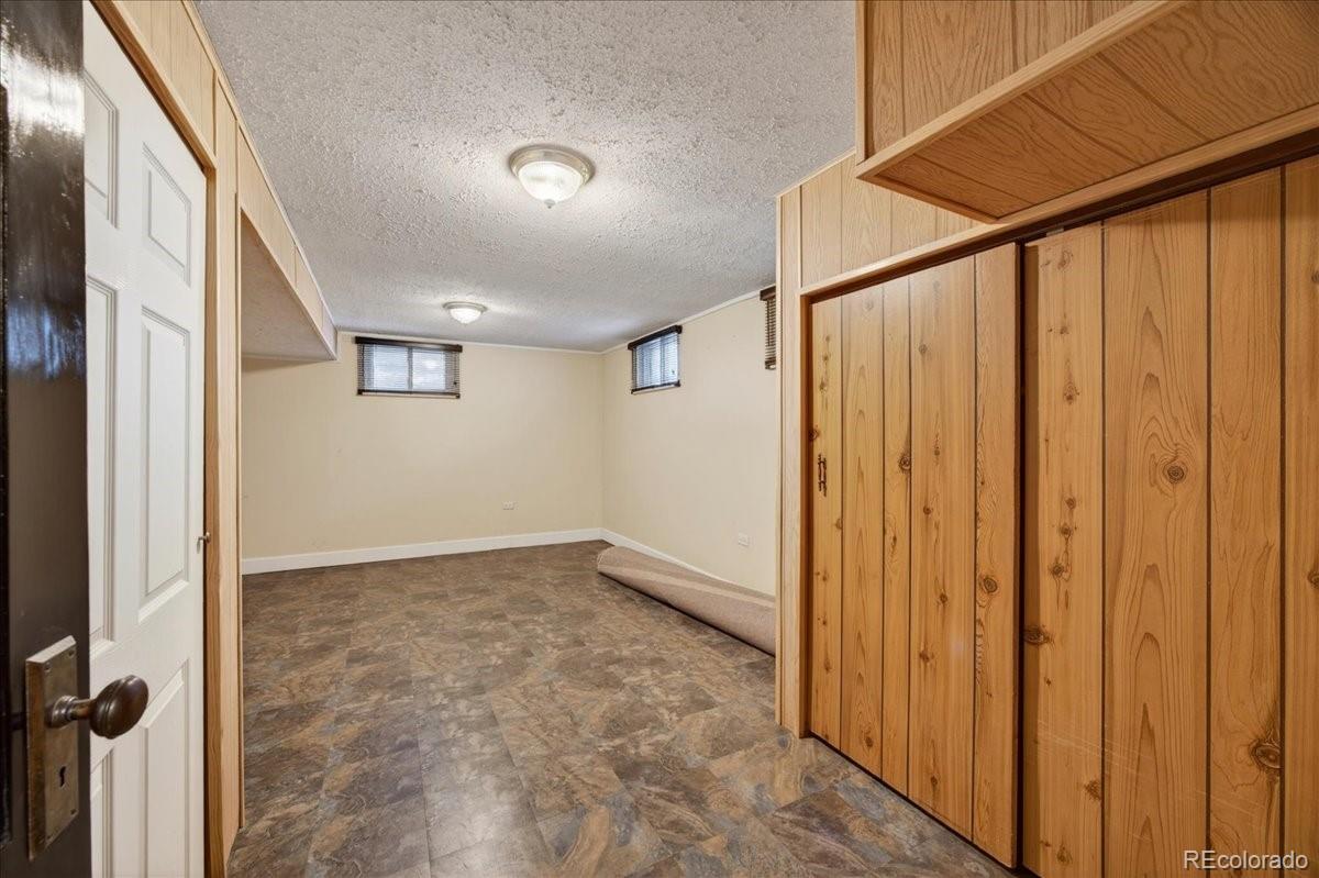 961 Kendall Street Lakewood CO 80214