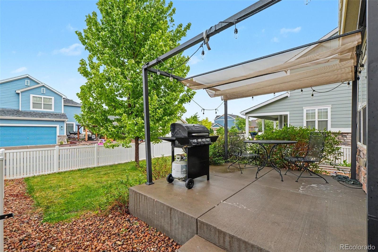 2304 Winding Drive Longmont CO 80504