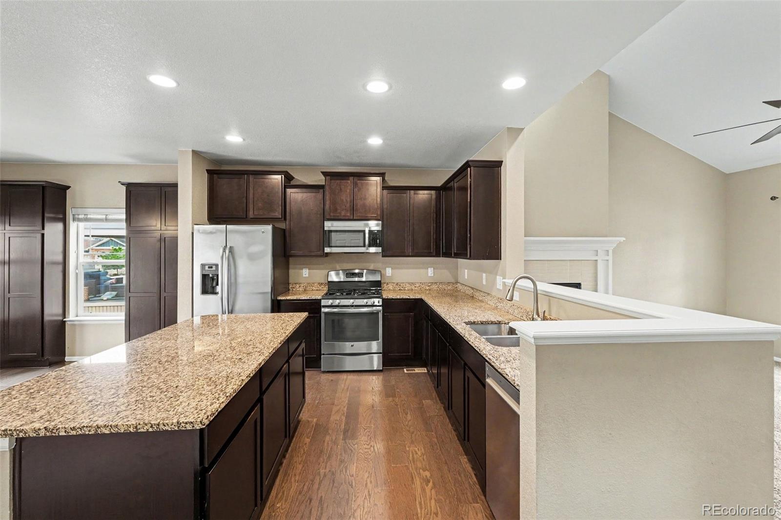 2304 Winding Drive Longmont CO 80504