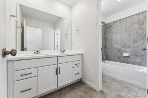 3304 N Catawba Way Aurora CO 80019