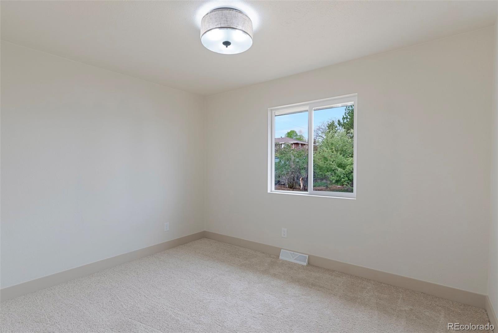 905 S Vance Street Lakewood CO 80226