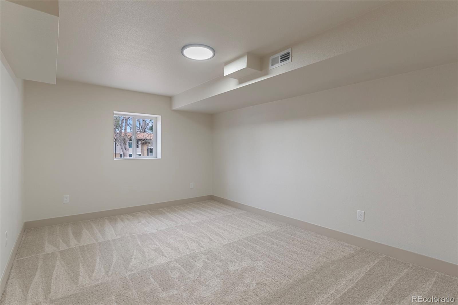 905 S Vance Street Lakewood CO 80226