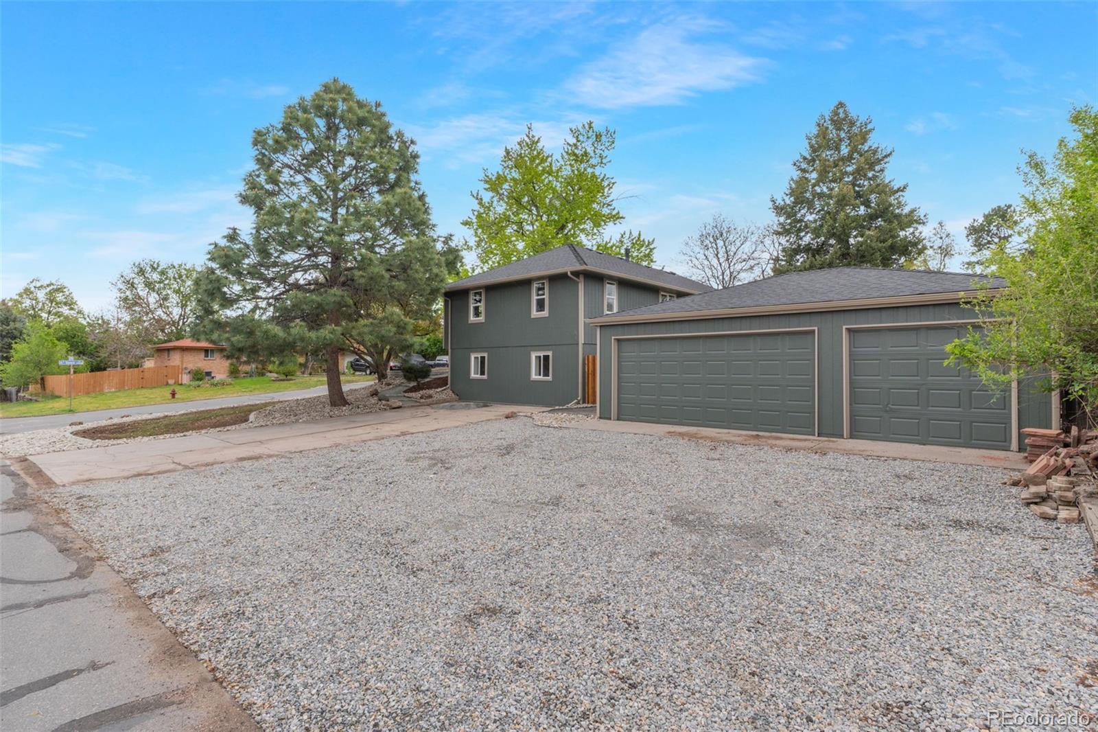 905 S Vance Street Lakewood CO 80226