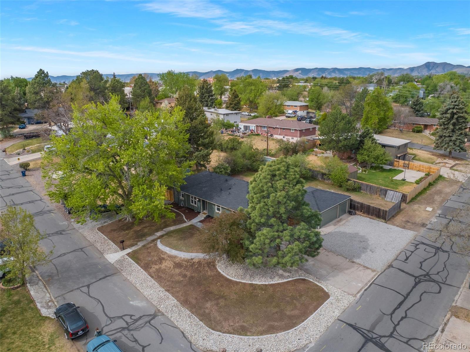 905 S Vance Street Lakewood CO 80226