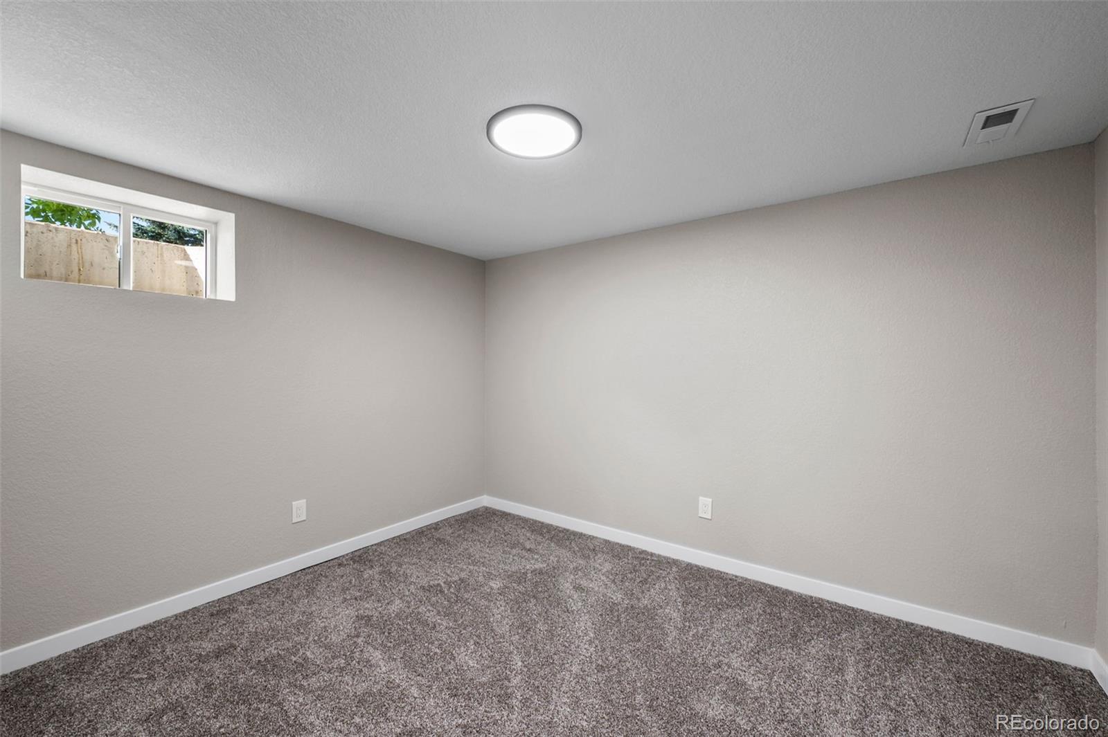 40 E Weaver Place Centennial CO 80121
