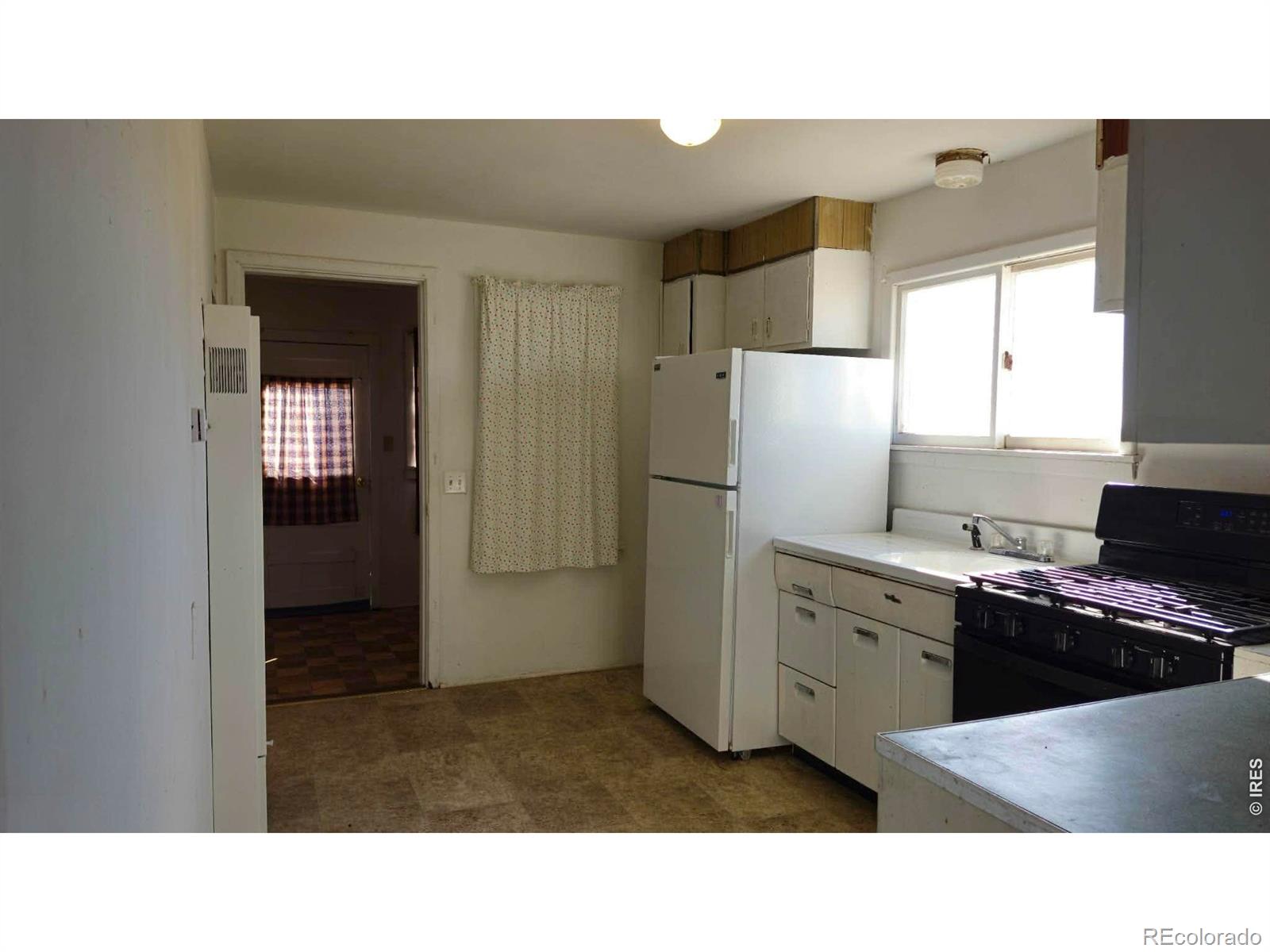 120 W 5th Street S Cheyenne Wells CO 80810