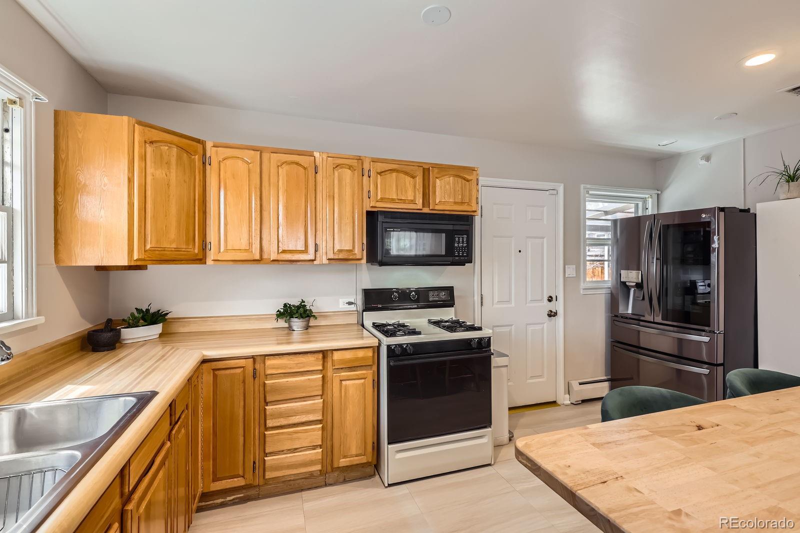 1277 Wabash Street Denver CO 80220