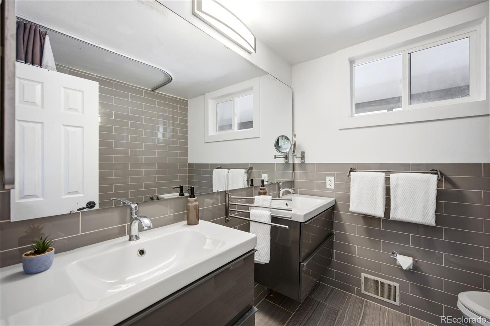 2253 S Raleigh Street Denver CO 80219