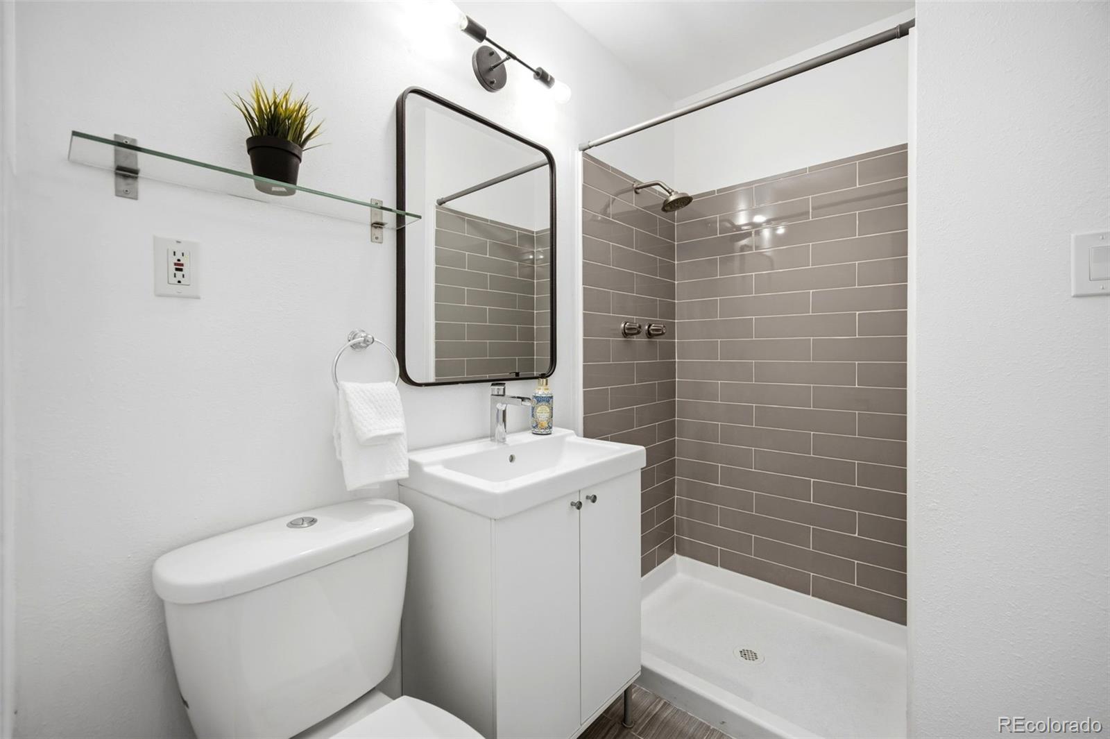 2253 S Raleigh Street Denver CO 80219