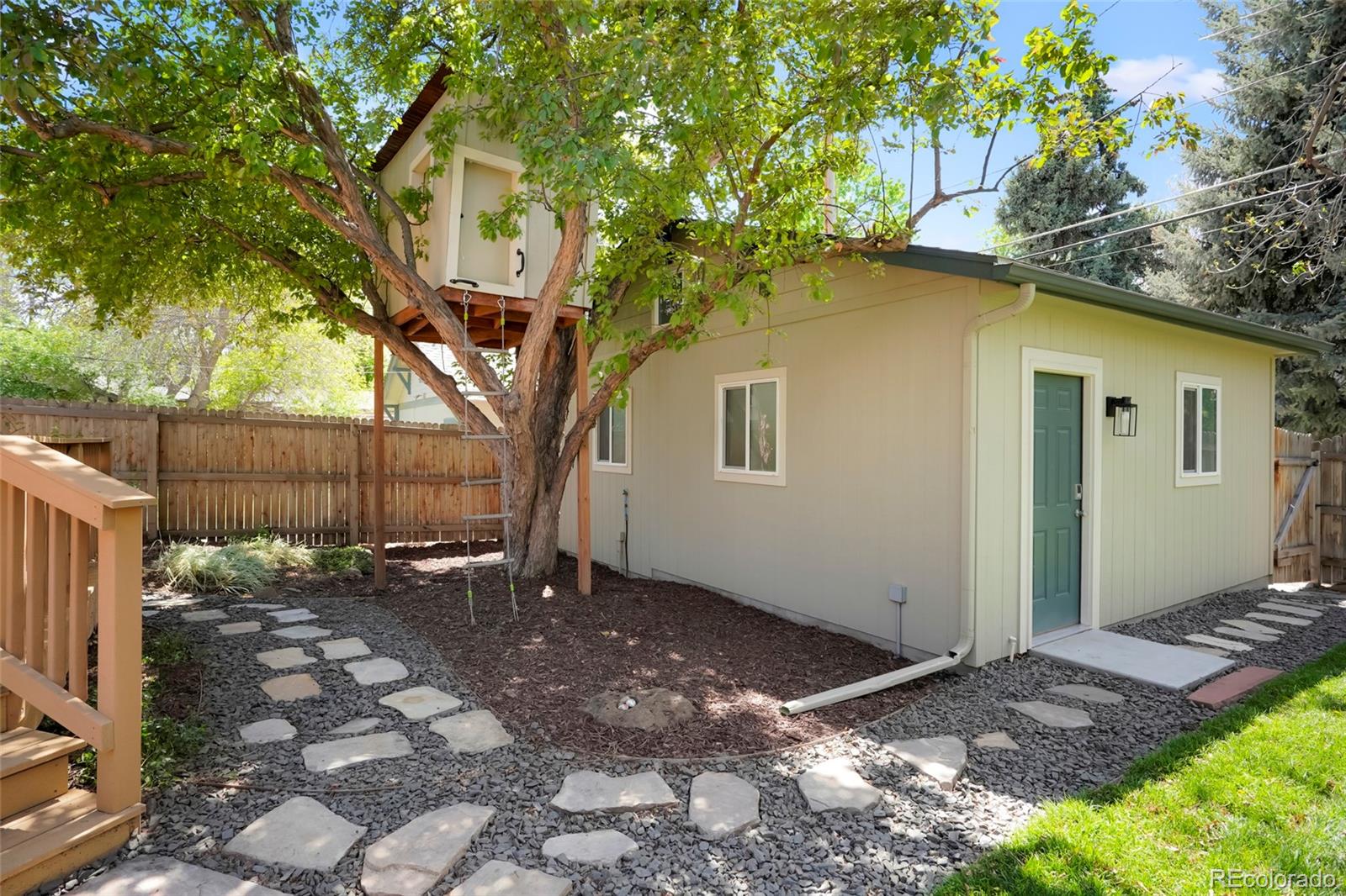 2379 Dahlia Street Denver CO 80207