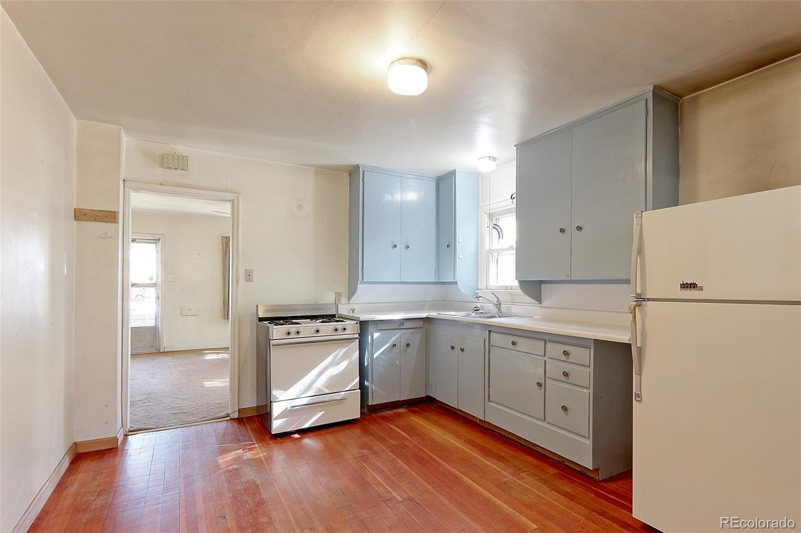 4985 Green Court Denver CO 80221