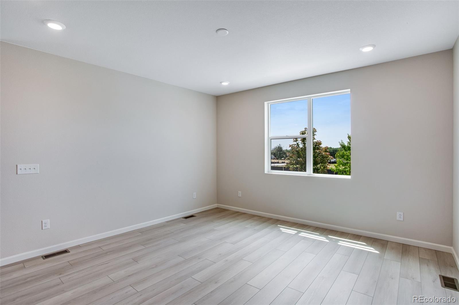 1418 Hudson Place Longmont CO 80501