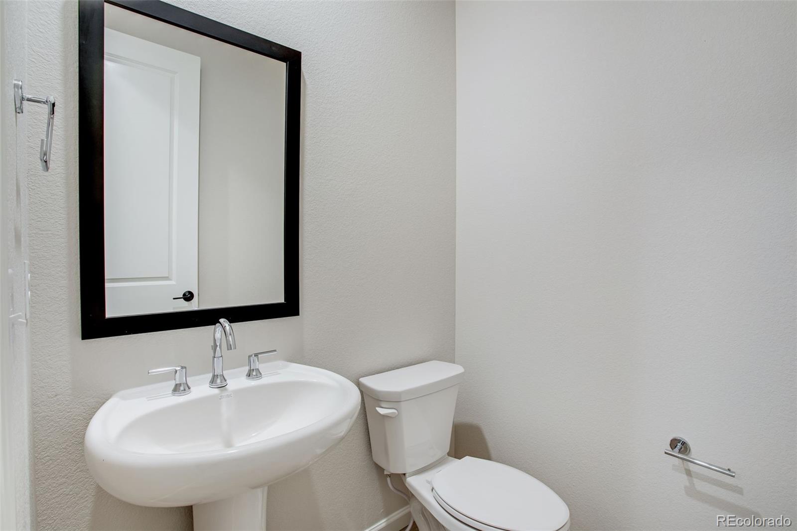 1418 Hudson Place Longmont CO 80501