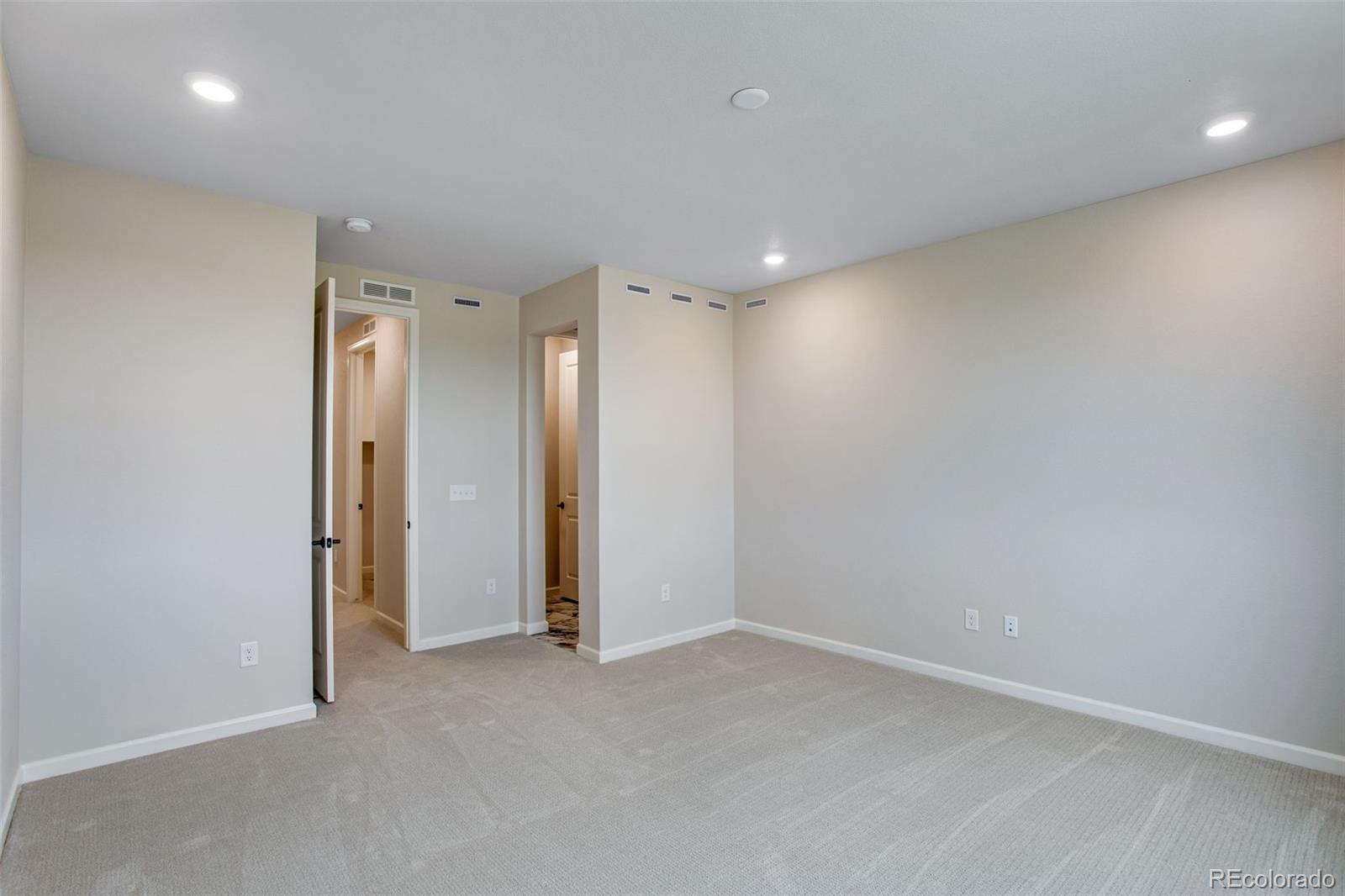 1418 Hudson Place Longmont CO 80501