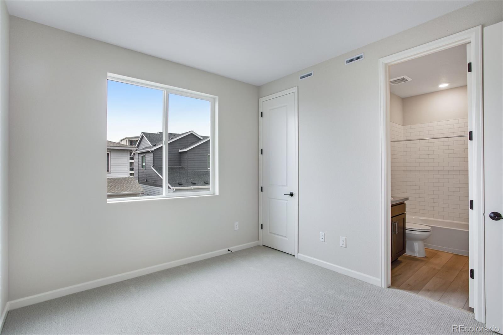 1418 Hudson Place Longmont CO 80501