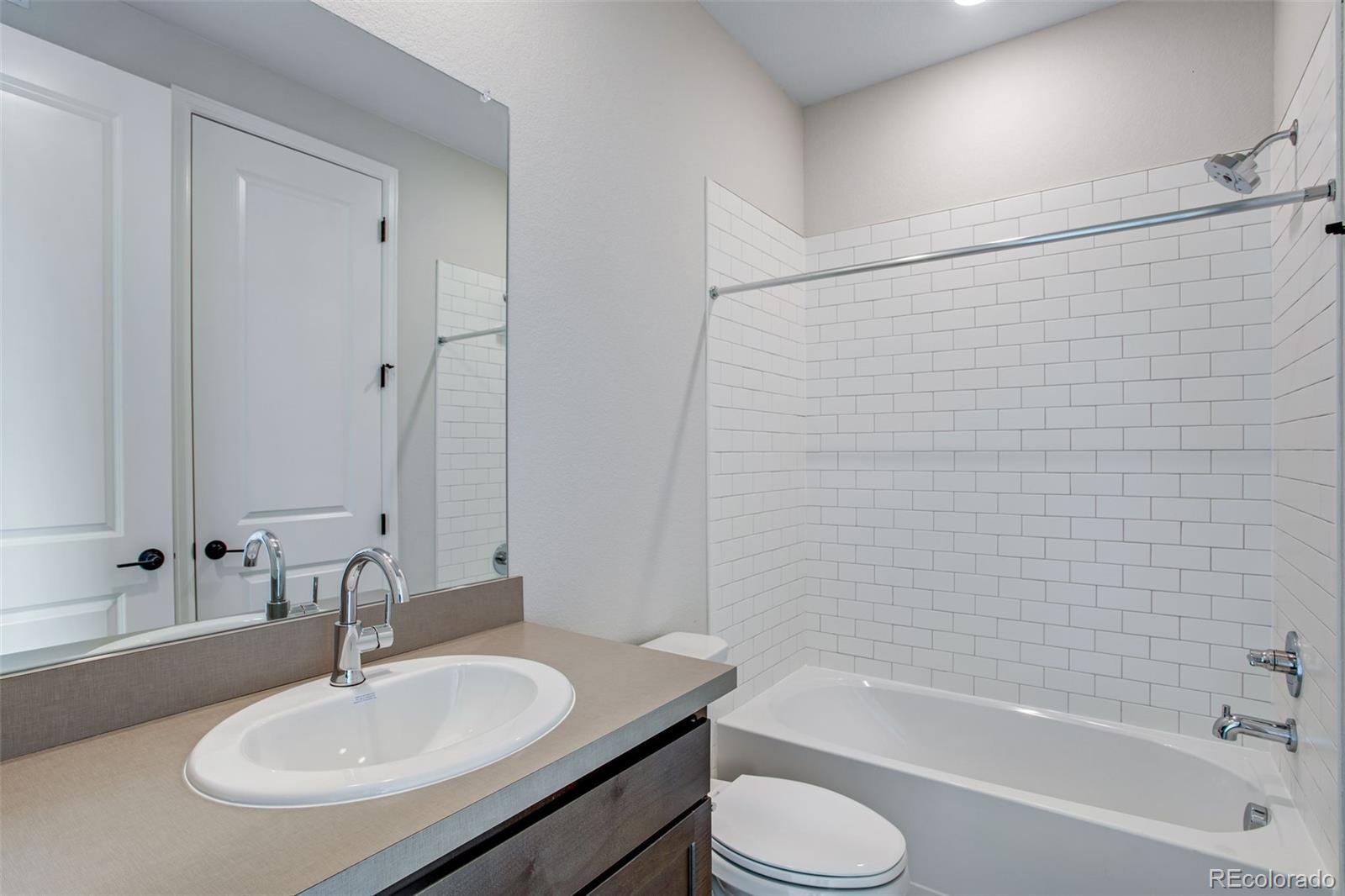 1418 Hudson Place Longmont CO 80501