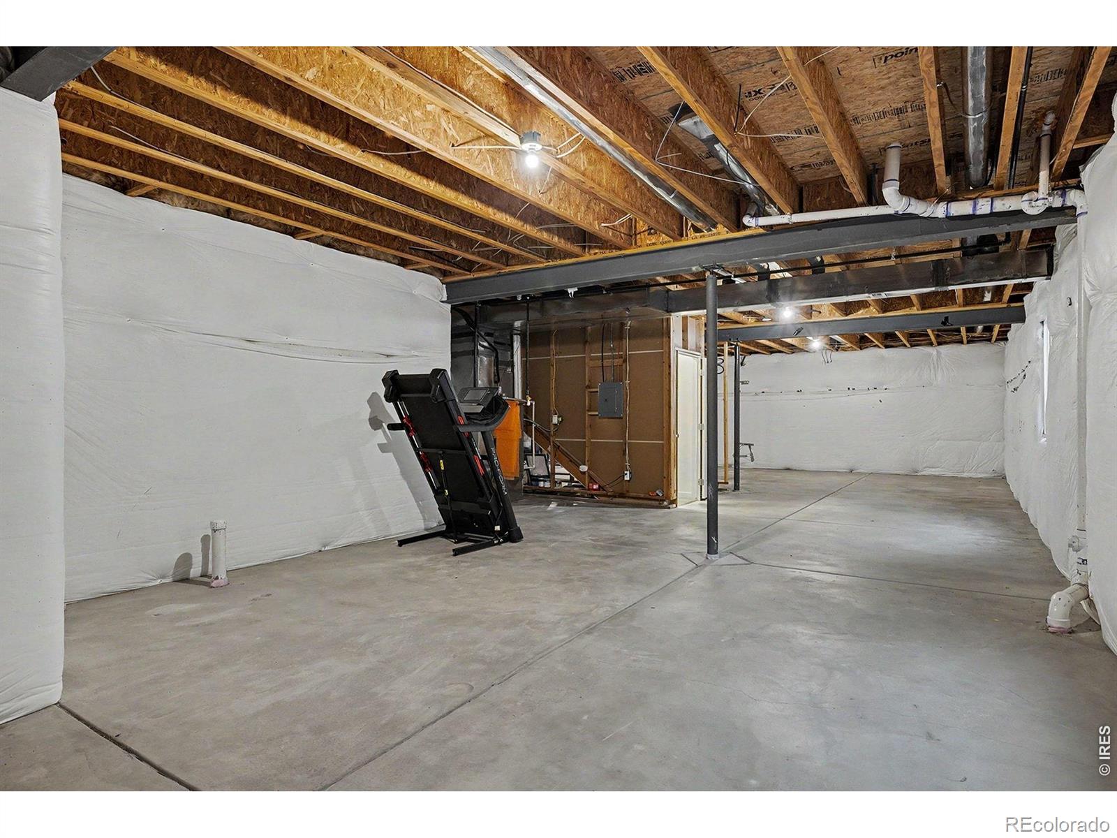 8922 Ellis Street Arvada CO 80005