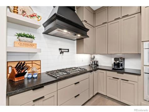 754 Beachside Drive Windsor CO 80550