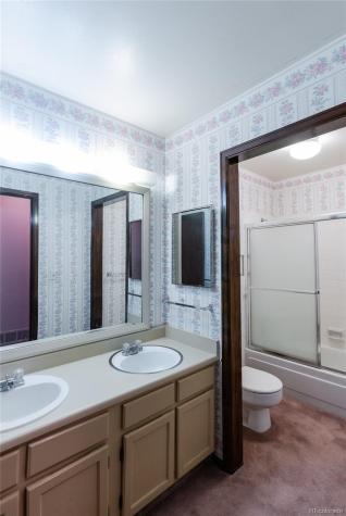 12280 E Vassar Drive Aurora CO 80014