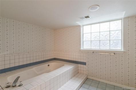 12280 E Vassar Drive Aurora CO 80014