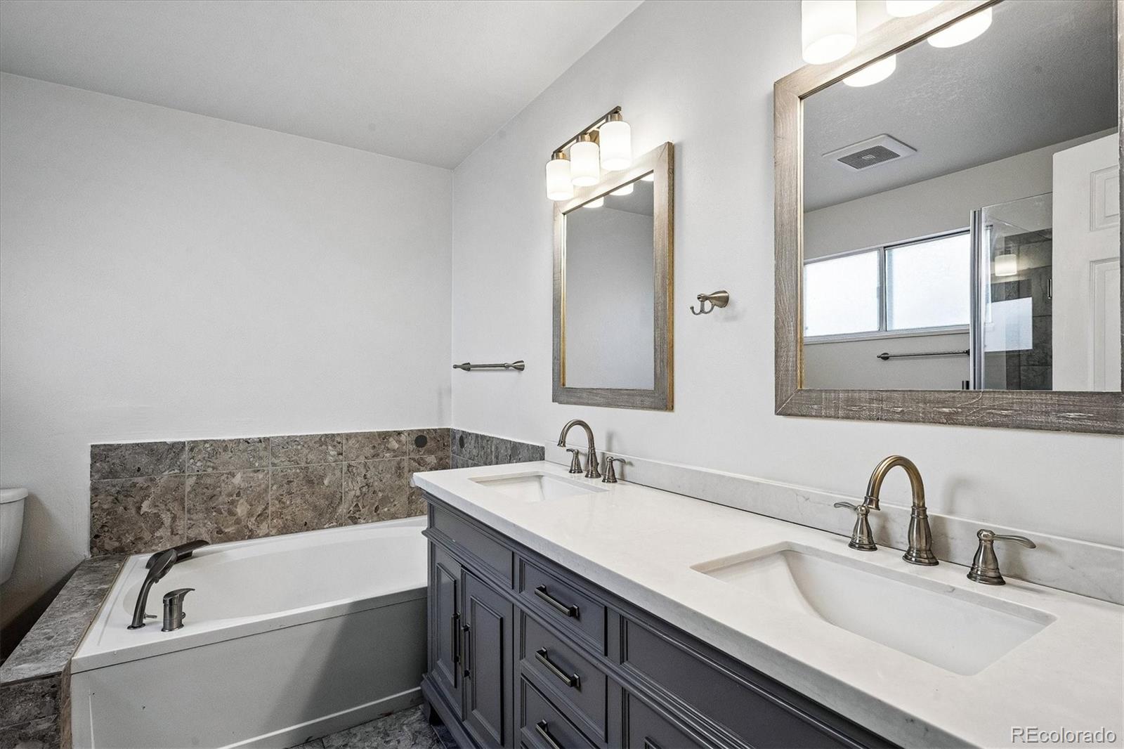 9445 Cheshire Court Highlands Ranch CO 80130