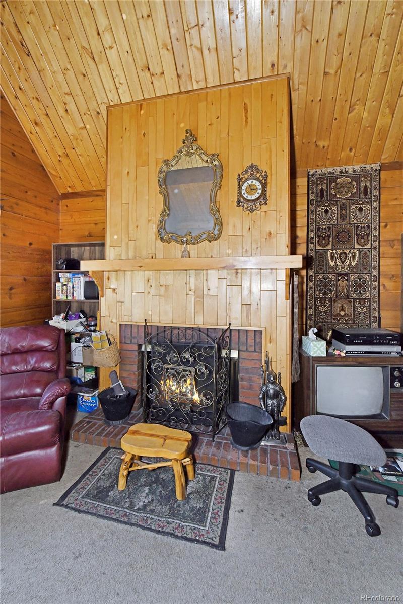 79 Ranch View Drive Florissant CO 80816