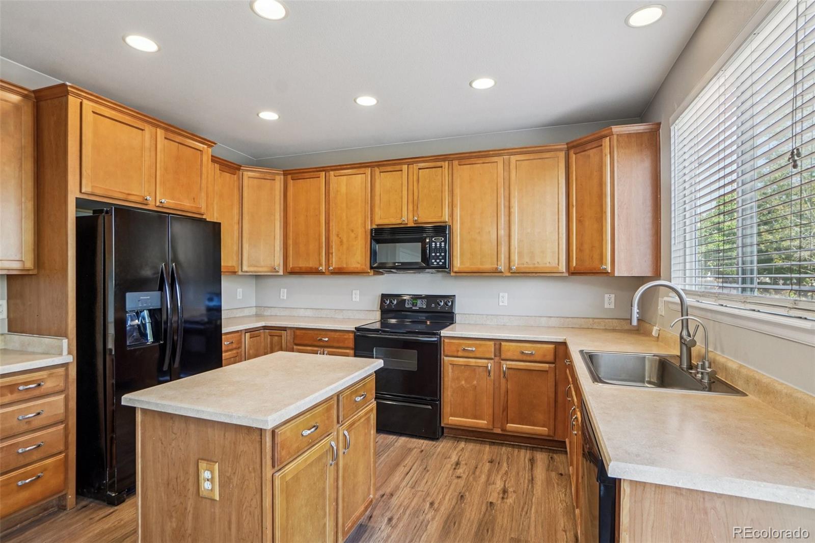 16493 E 98th Way Commerce City CO 80022