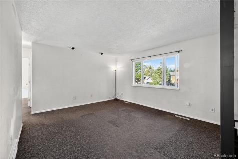 4135 Neat Place Colorado Springs CO 80917