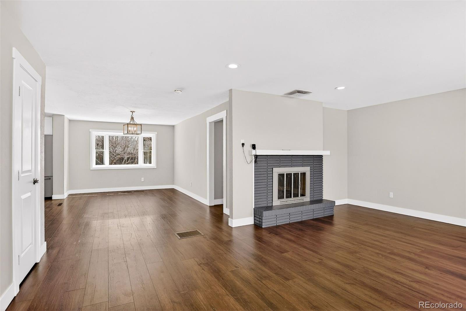 6174 S Fairfield Street Littleton CO 80120