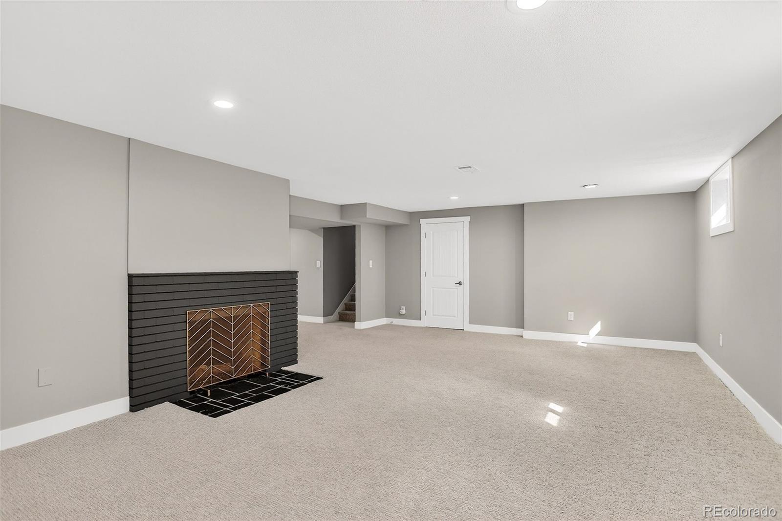 6174 S Fairfield Street Littleton CO 80120