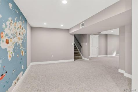 6174 S Fairfield Street Littleton CO 80120