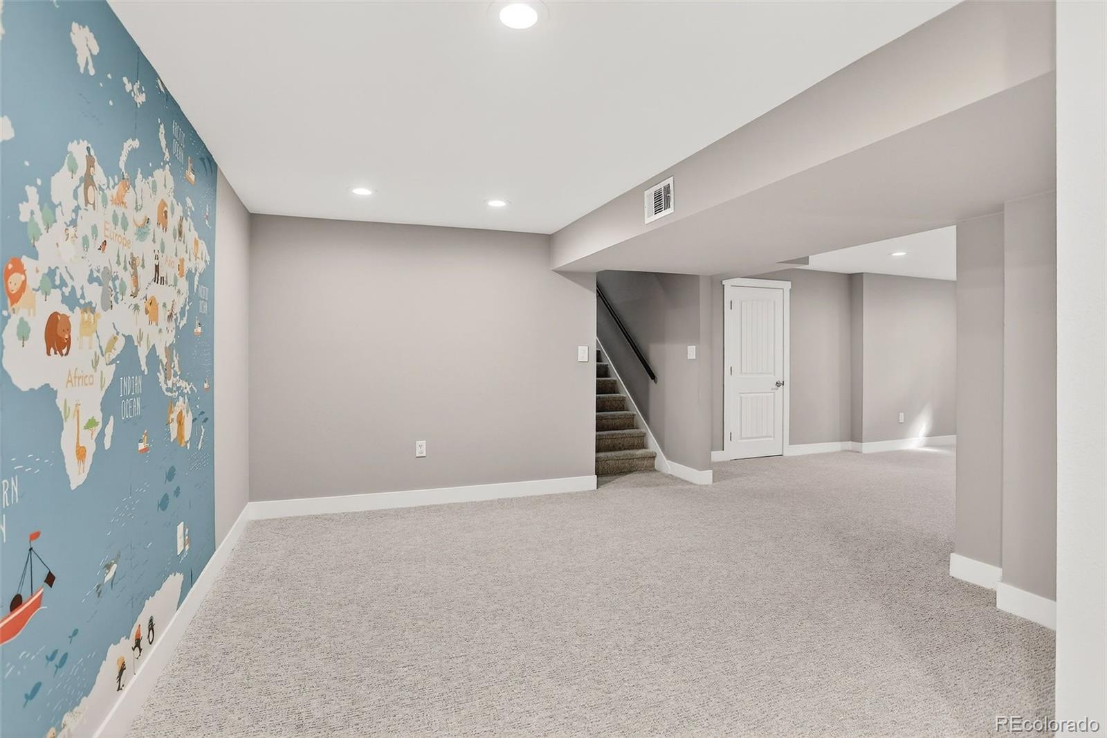 6174 S Fairfield Street Littleton CO 80120
