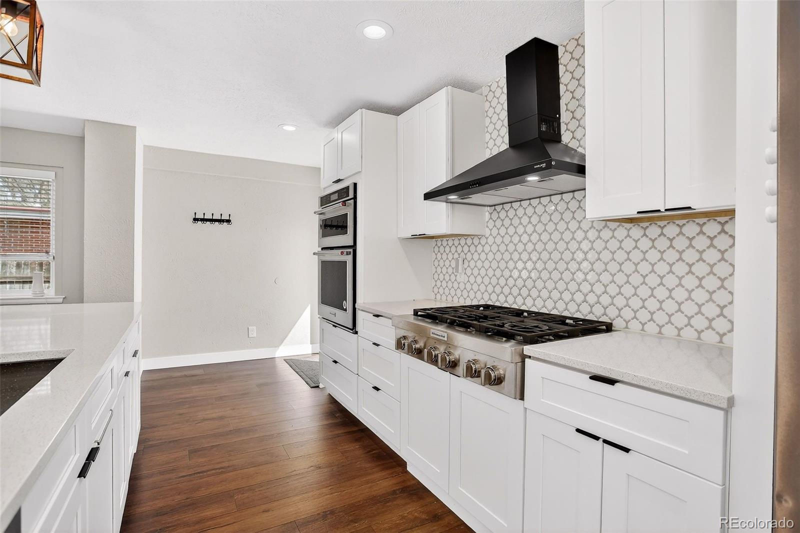 6174 S Fairfield Street Littleton CO 80120