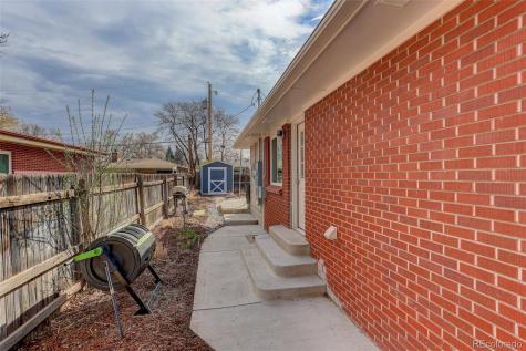 6174 S Fairfield Street Littleton CO 80120