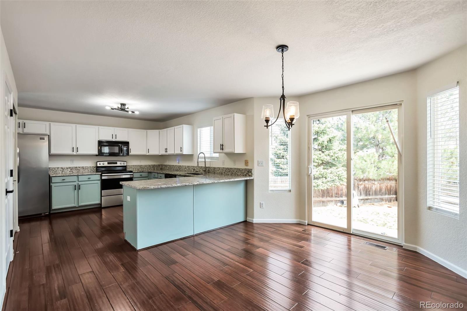 1248 Red Mountain Drive Longmont CO 80504
