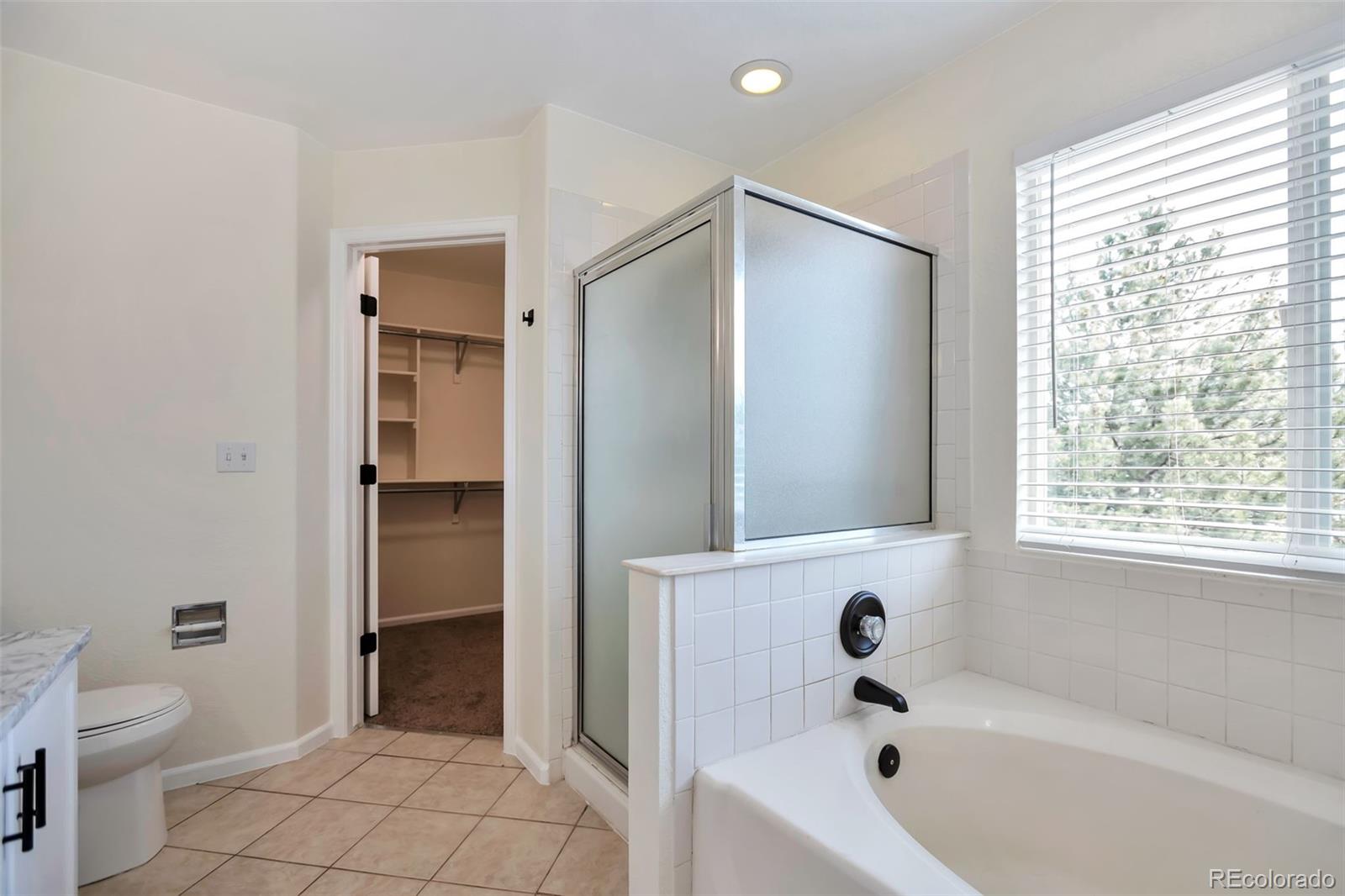 1248 Red Mountain Drive Longmont CO 80504