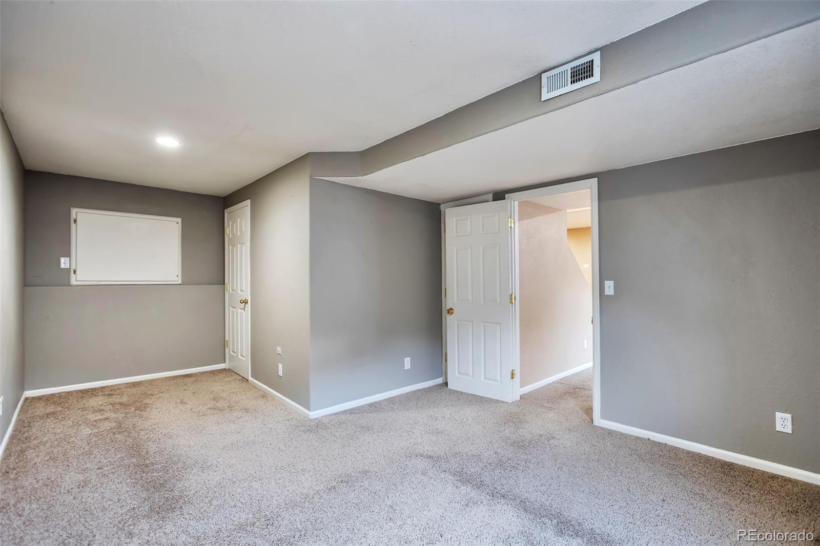 1248 Red Mountain Drive Longmont CO 80504