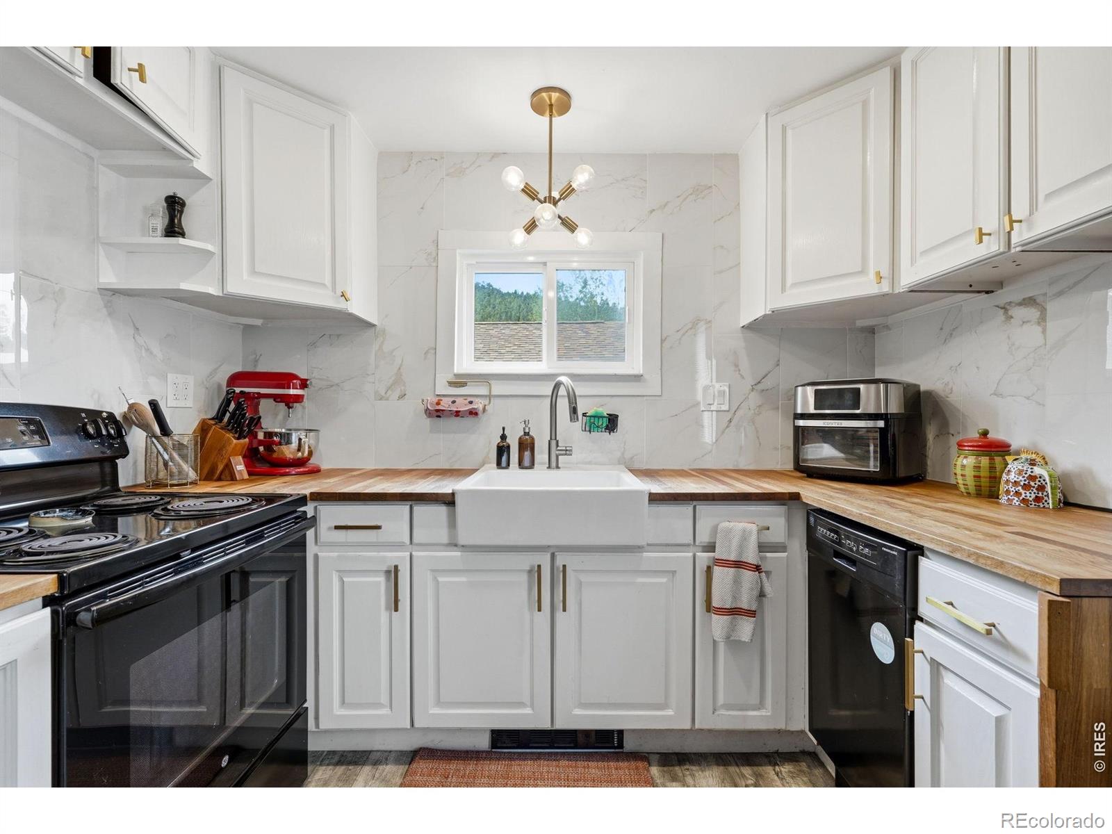281 S Jackson Street Nederland CO 80466