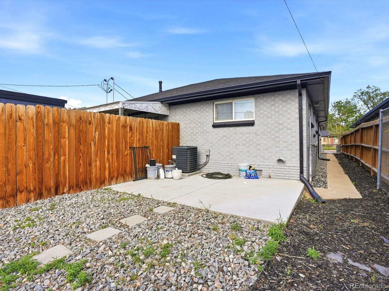3233 Jasmine Street Denver CO 80207