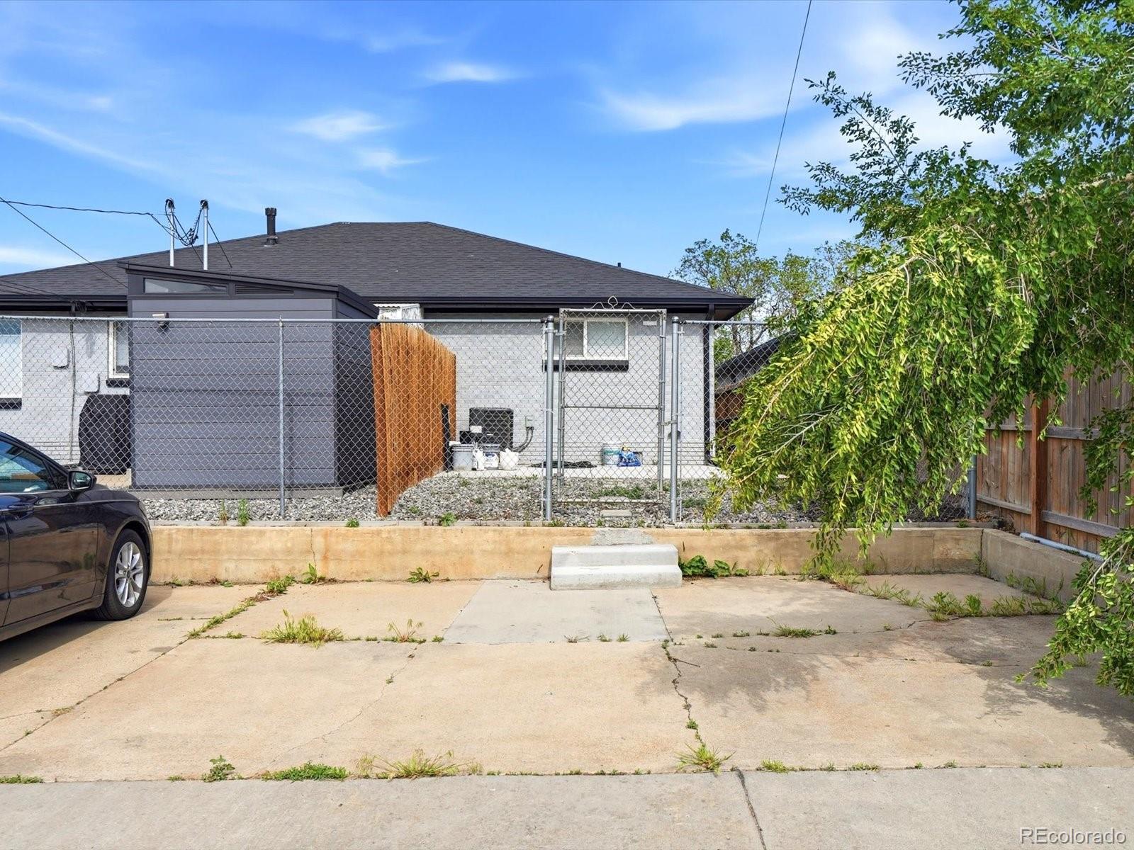 3233 Jasmine Street Denver CO 80207