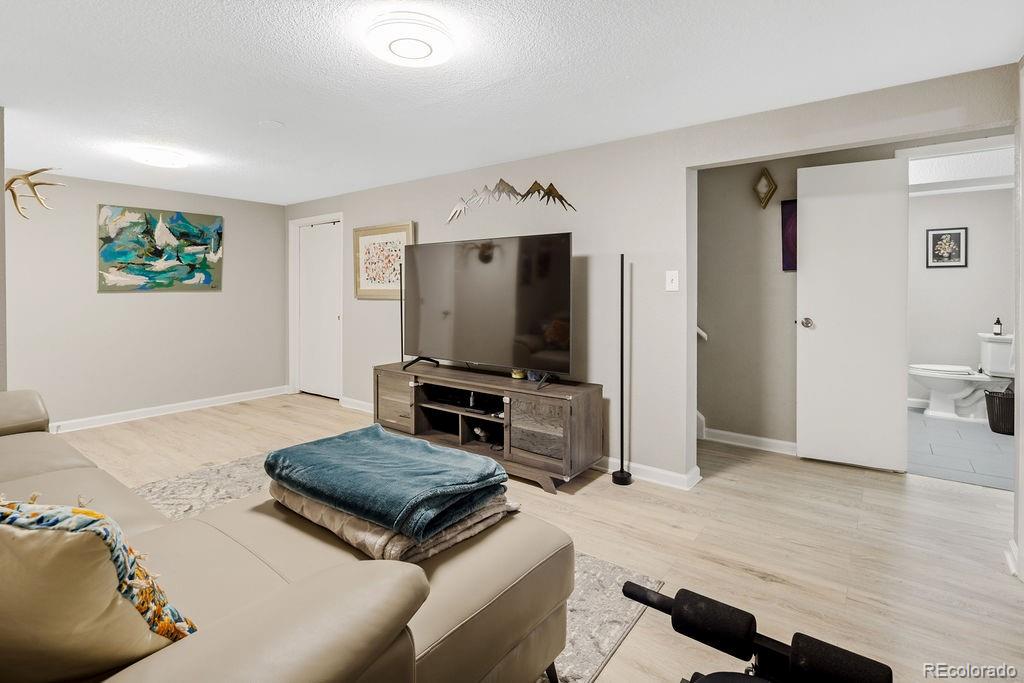 7925 Vallejo Street Denver CO 80221