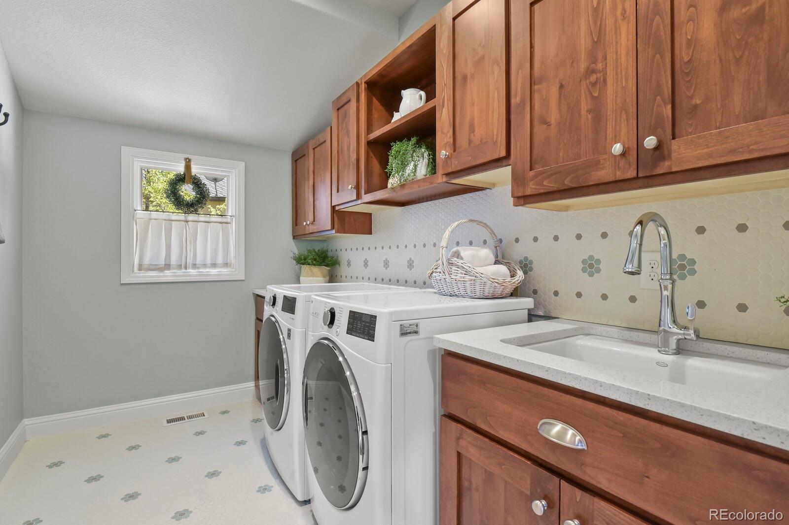 68 Deerwood Drive Littleton CO 80127