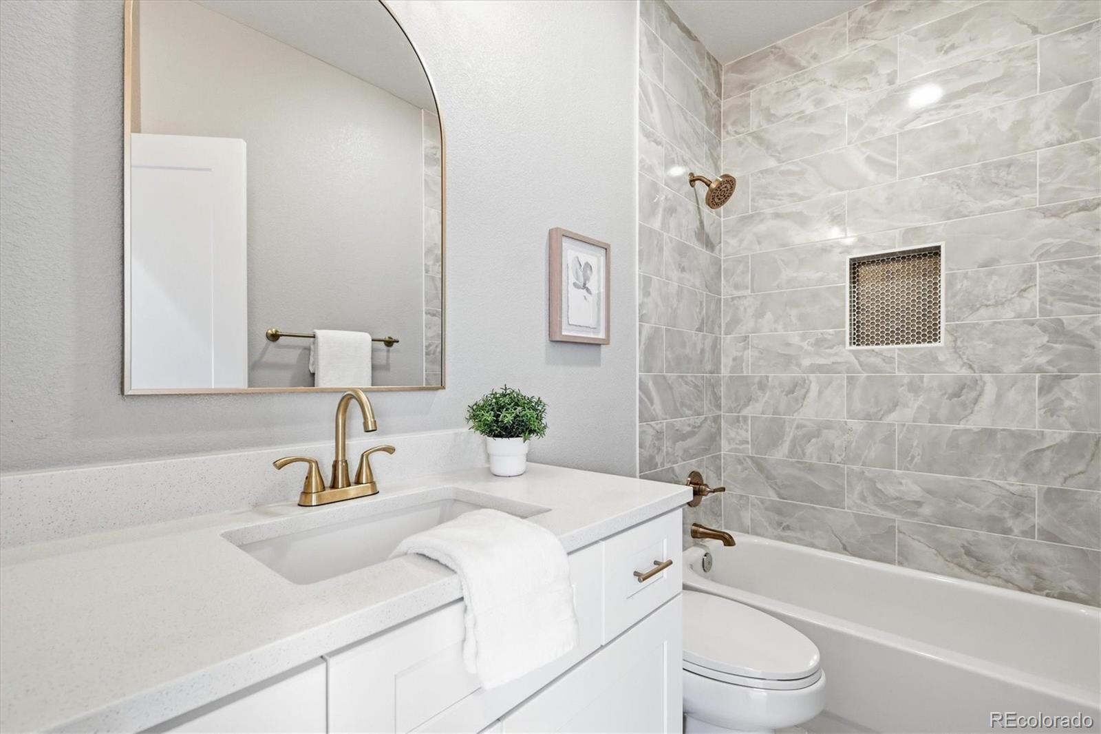 4179 E Phillips Place Centennial CO 80122