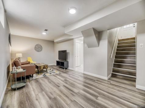 1015 W Longview Avenue Littleton CO 80120