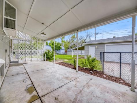 1015 W Longview Avenue Littleton CO 80120