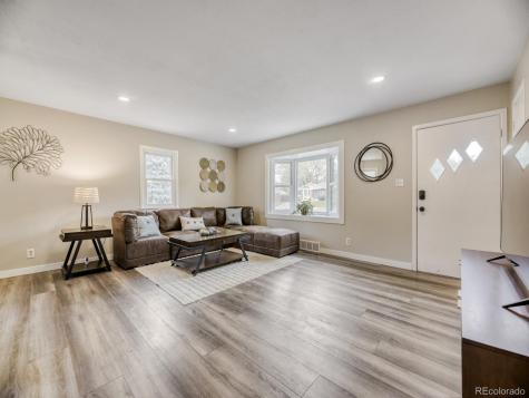 1015 W Longview Avenue Littleton CO 80120